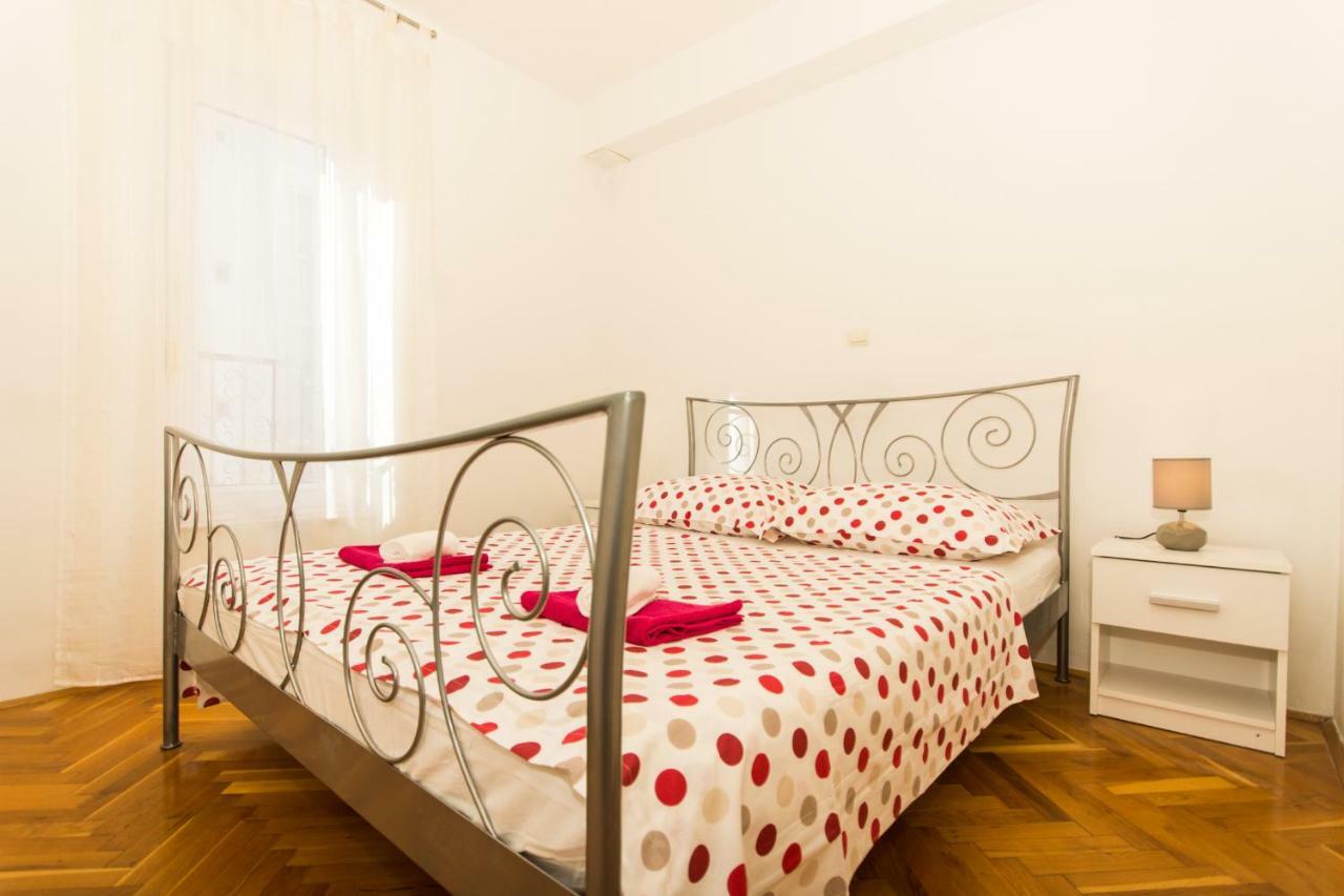 Apartman Ruza Apartment Trogir Exterior photo